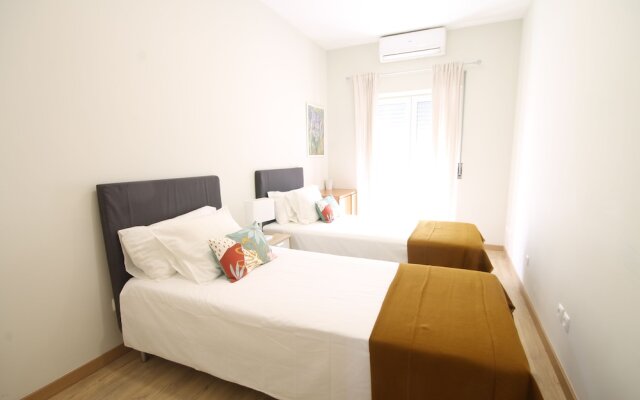 Nice Flat by Quinta das Conchas