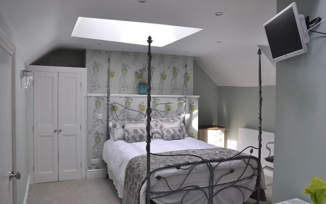 Bove Town House