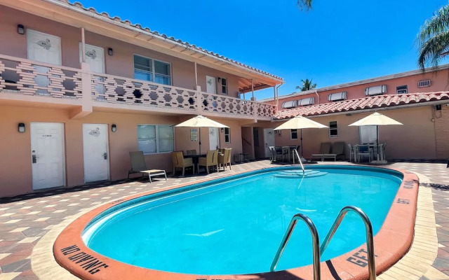 OceanSide Boutique Hotel - Hollywood