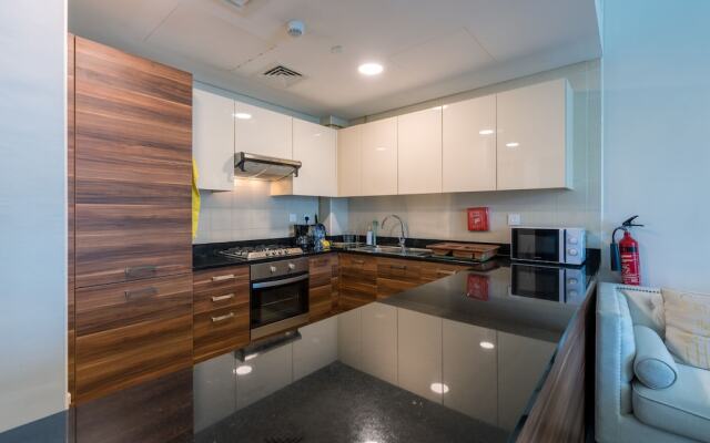 Stunning 1B Apartment With Balcony in Dubai Marina