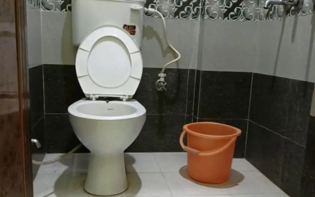 Sanskriti Paying Guest House