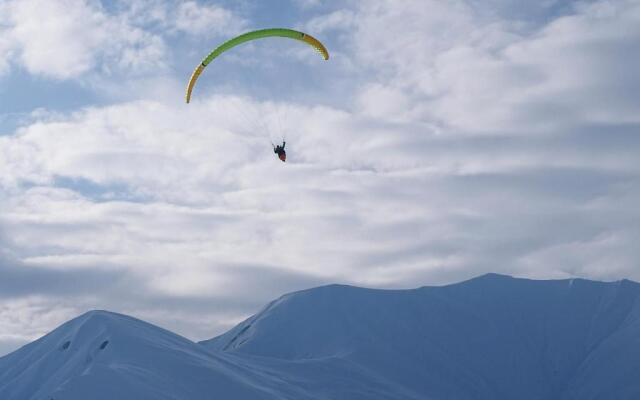 New Gudauri Suites