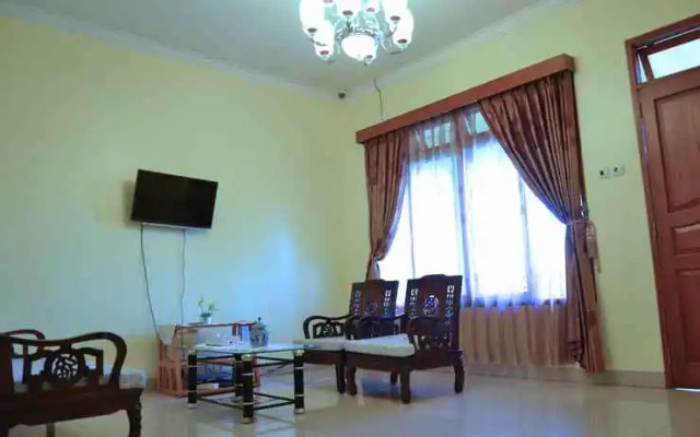 Rumah Kuning Bandung