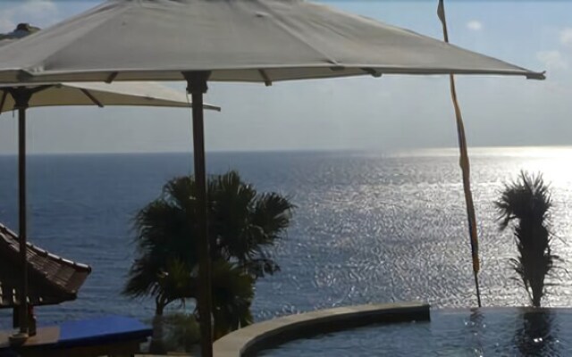 Blue Moon Villas
