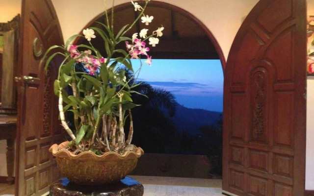 Ever Dreamed of staying in a 4 Bedroom Castle SDV044A - By Samui Dream Villas