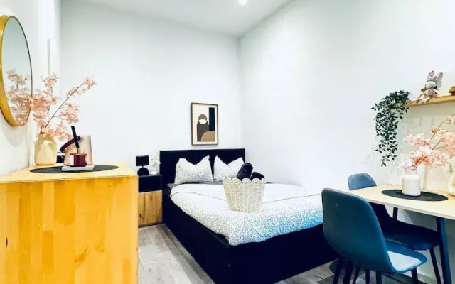 Simple Studio Near Klosterneuburg