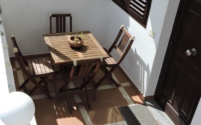 Apartment with 2 Bedrooms in Arrieta, with Furnished Terrace And Wifi - 300 M From the Beach