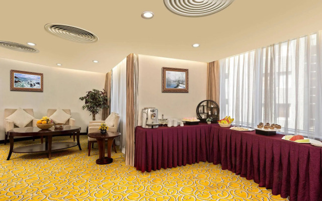 Hotel Emperor - Macau