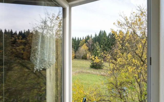 Lodge in Bohemia With Sauna and Bubble Bath