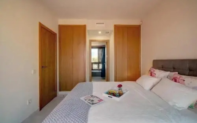 Sotoserena Tropical Flat- sleeps4