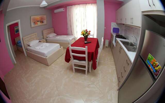 Hotel Vila Alvin & Apartments