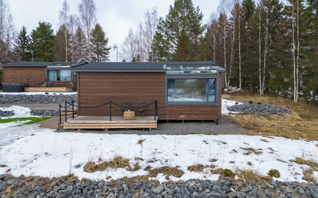 Private & Luminous Suite with lake views