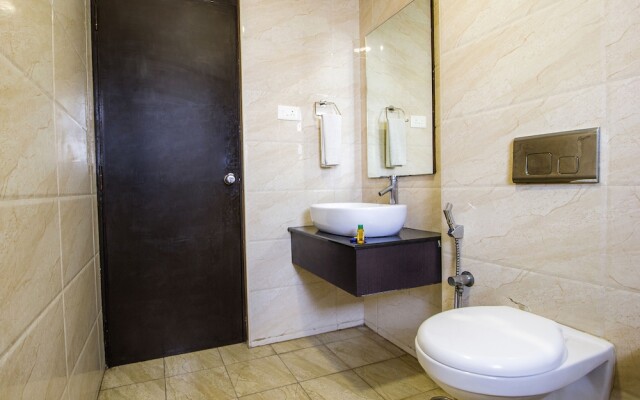 FabHotel Alreef Residency Vadaplani