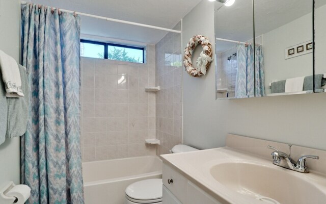 Runaway Bay Resort by BBG