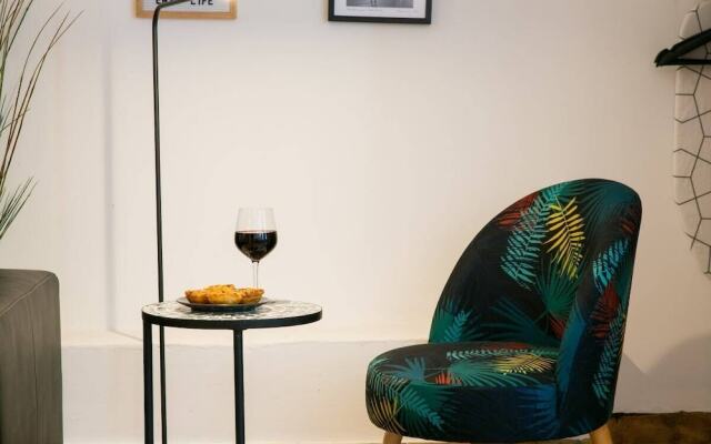 Original Photographers Studio Apartment in Alcântara