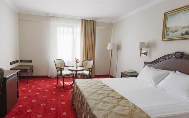 Ducale Lara Hotel