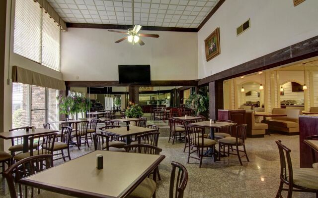 Best Western Riverside Inn