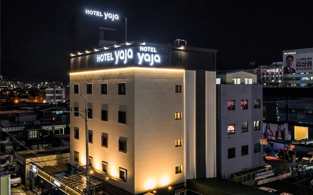 Hotel Yaja Changwon Myeongseo