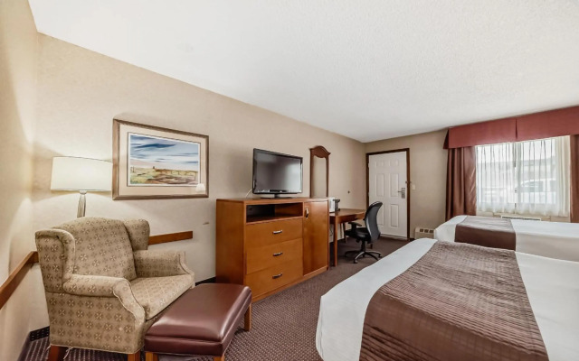 Stony Plain Inn and Suites
