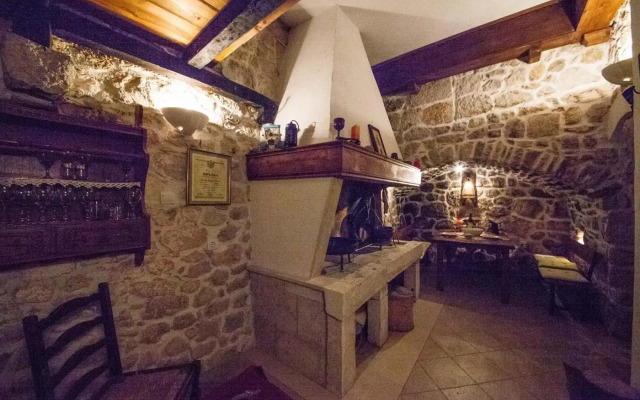 House Mario in Podgora, jacuzzi