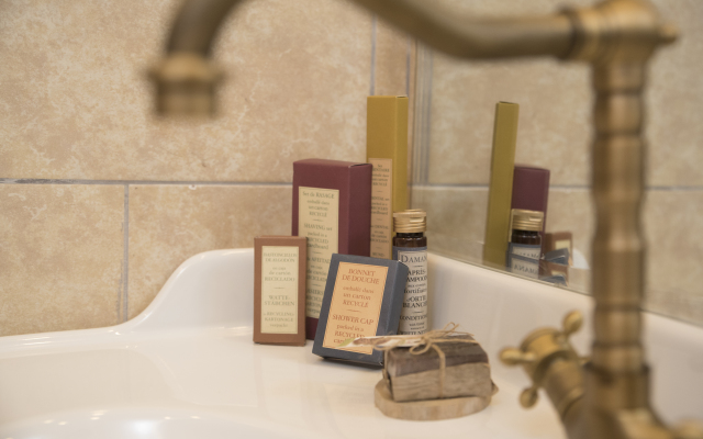 Saman Boutique Hotel & Residences