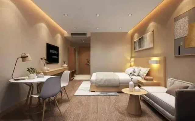 Maitreya Chizhiquan Hot Spring Hotel (Maitreya Honghe Water Township)
