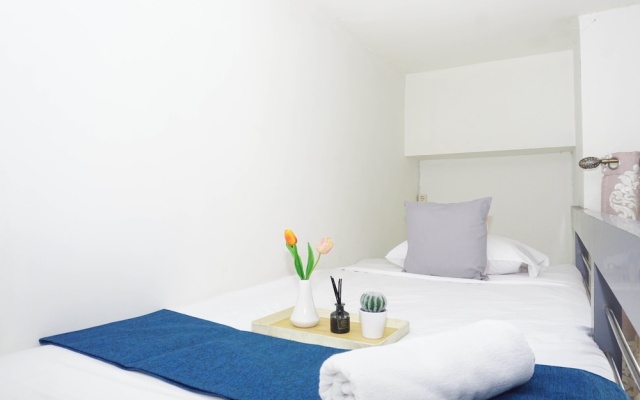 Smart Layout Studio At Dave Apartment Near Universitas Indonesia – Guest Rooms – Depok