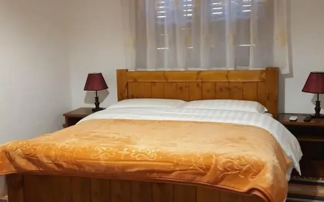 Hotel Bujtina e Bardhe