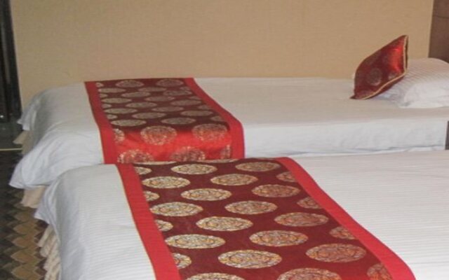 Yiwu Guomao Hotel