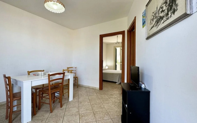 App Lungolago 3 Places Near the Beach