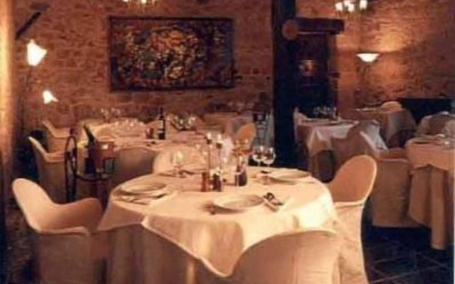 Real Posada De La Mesta