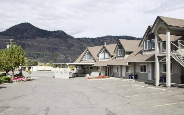 Econo Lodge Inn & Suites Kamloops