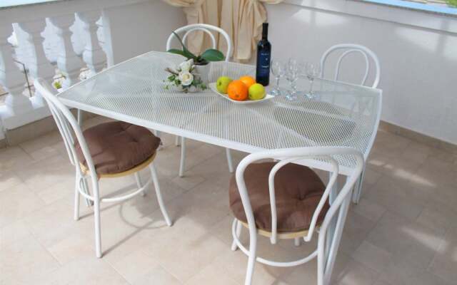 Apartments Antica