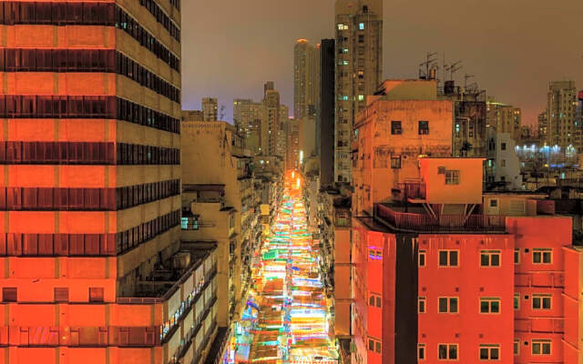 WC Downtown 3-bedroom Apartment MTR Downstairs 14C