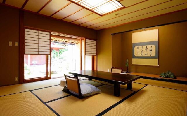 Atamisekitei Annex Sakuragaokasaryo