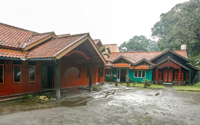 SPOT ON 2584 Hotel Karya Nunggal Asri