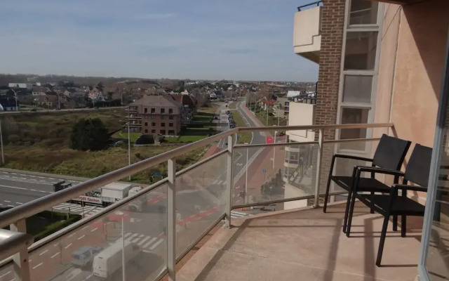 Sea View Family Apartment