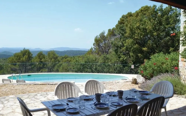 Peaceful, spacious 3 bed Villa