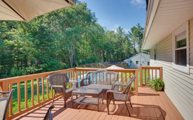 Saratoga Springs Haven w/ Pool + Fire Pit!