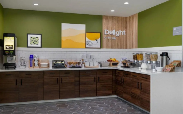 Spark by Hilton Artesia