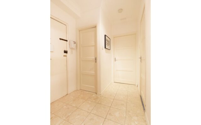 Bright and Spacious Flat in London - Sleeps 4