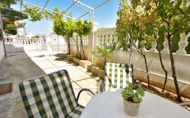 Apartment Rose Gemmano 22278