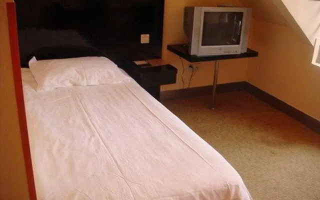 Motel 168 An Yuan Road Inn