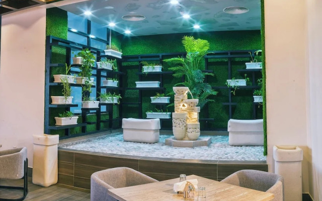 Boulevard hotel