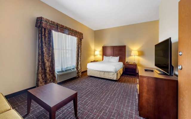 Spark by Hilton Shawnee