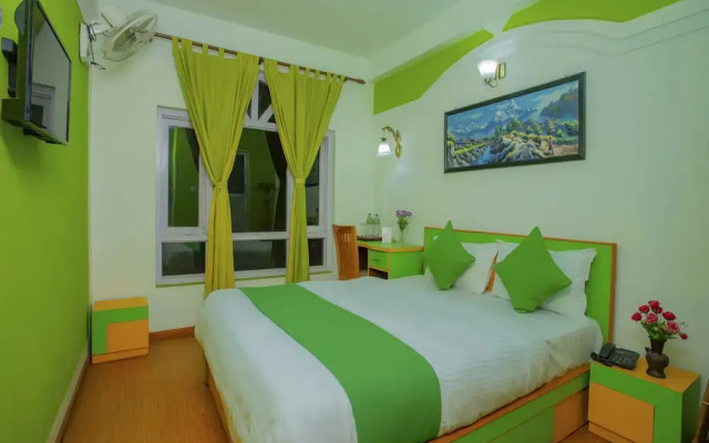 OYO 307 Hari's Home