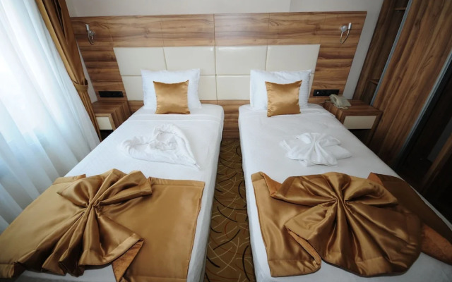 Grand Hekimoglu Hotel