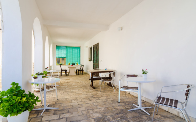 Cina Apartments