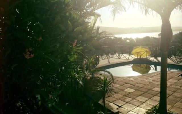 Sensayuma Backpackers