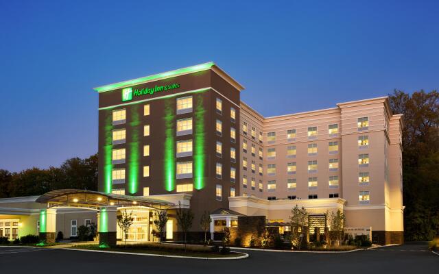 Holiday Inn & Suites Philadelphia W - Drexel Hill by IHG